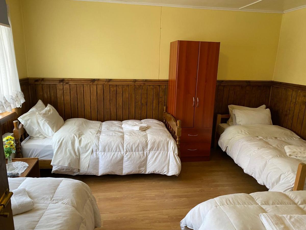 Hostal Hielo Sur Punta Arenas Bagian luar foto