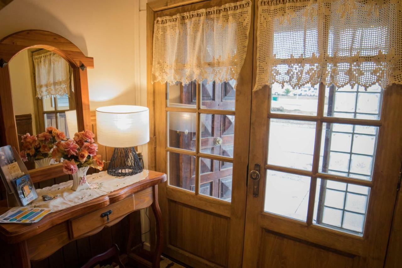 Hostal Hielo Sur Punta Arenas Bagian luar foto